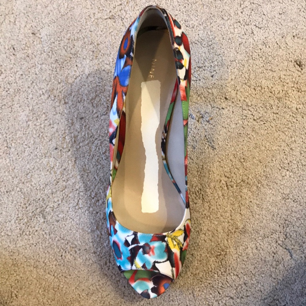 Heels - Picture 5 of 5
